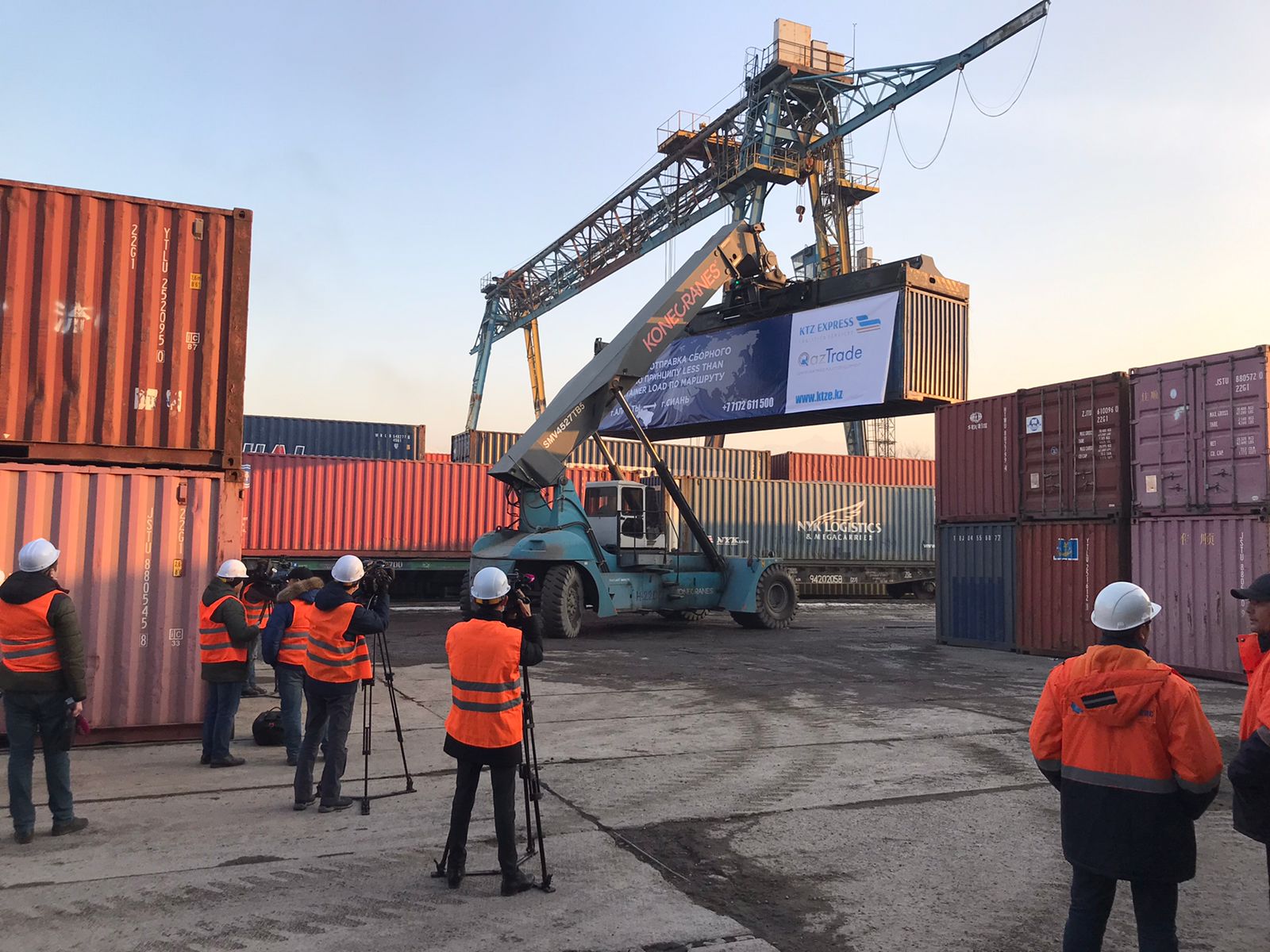 QazTrade тестирует новый способ доставки грузов в Китай