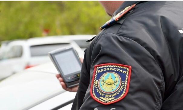 Секс және балмұздақ фотосы