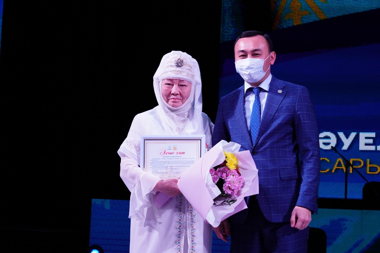 Торжественное награждение к 30-летию Независимости прошло в районе Сарыарка