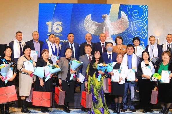 ТҮРКІСТАН: ЖЕЛТОҚСАН ОҚИҒАСЫНА ҚАТЫСУШЫЛАРҒА АРНАЙЫ МАРАПАТТАР ТАБЫСТАЛДЫ