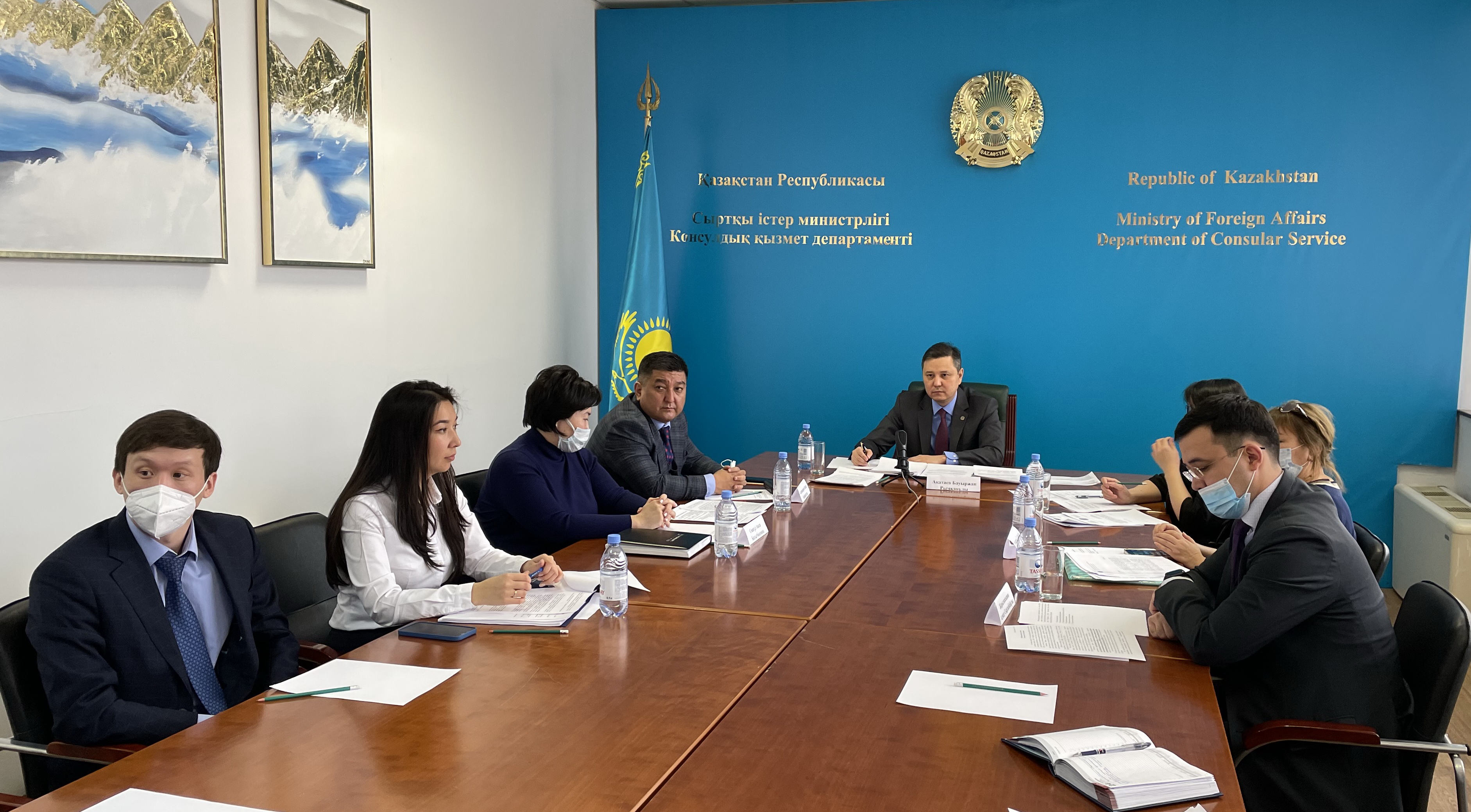 О казахстанско-армянских консульских консультациях