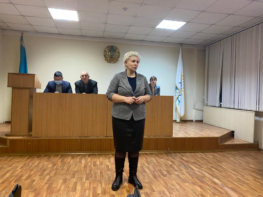 Депутат Мажилиса Кучинская Юлия Владимировна  в Костанайской области