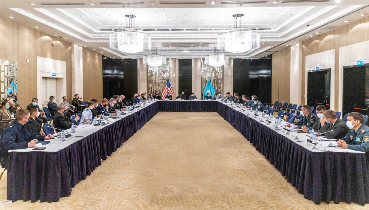 Представители оборонных ведомств Казахстана и США обсудили план двустороннего военного сотрудничества