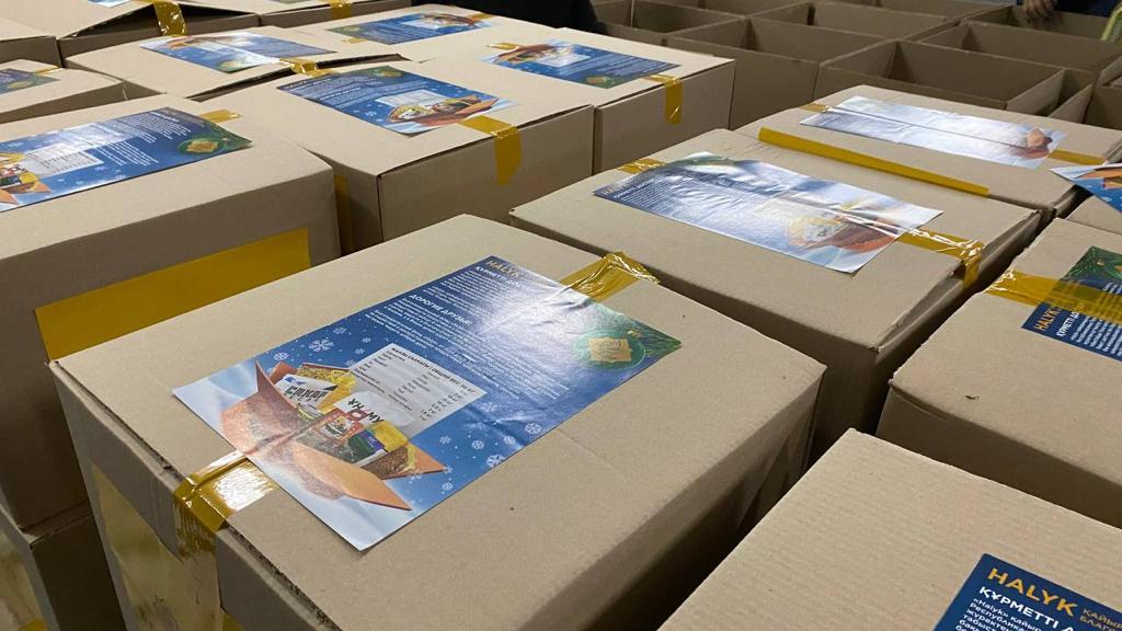 Бір жарым мың қарағандылық отбасы тегін азық-түлік себетін алады