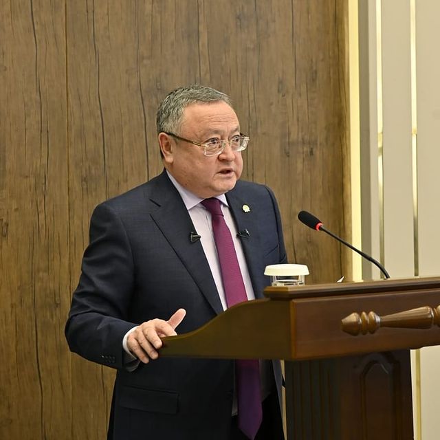 Состоялся отчет акима Актюбинской области Ондасына Уразалина перед населением