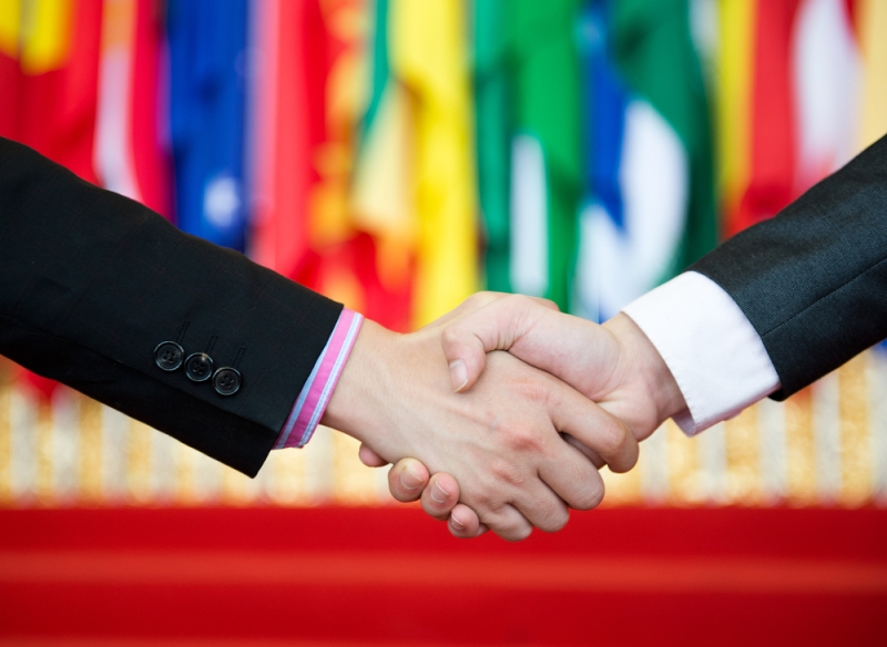 Арық қыздың үлкен бөксе фотосы