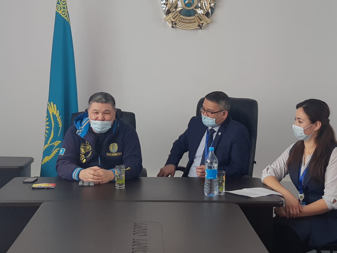 Спортшының жастармен кездесуі