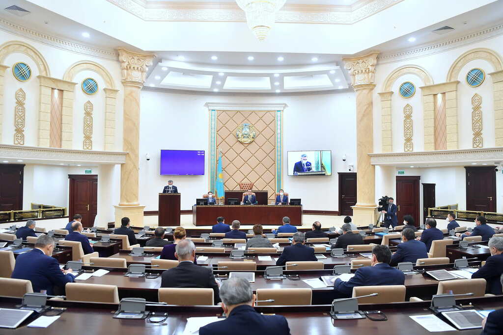 Сенат принял Закон о расширении рыболовной зоны на Каспии