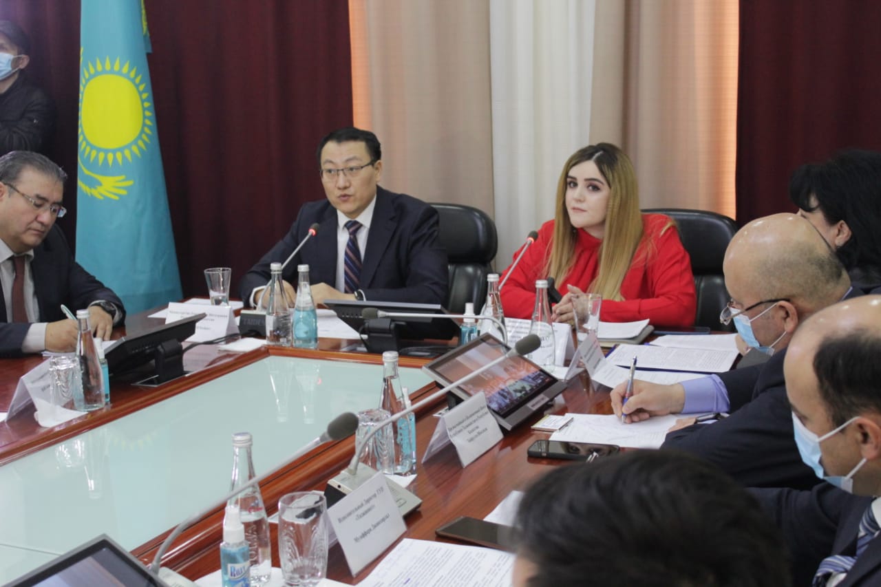 Казахстанский бизнес представил свой потенциал таджикскому рынку