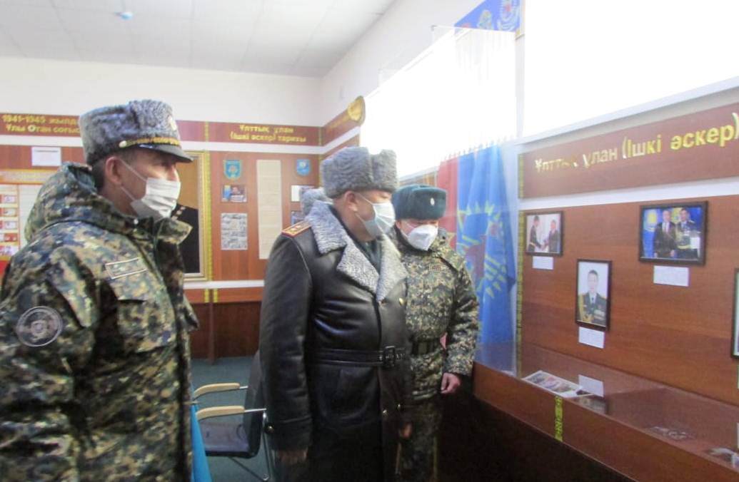 ІІМ басшысы Ақтаудағы Ұлттық ұланның әскери бөліміне барды