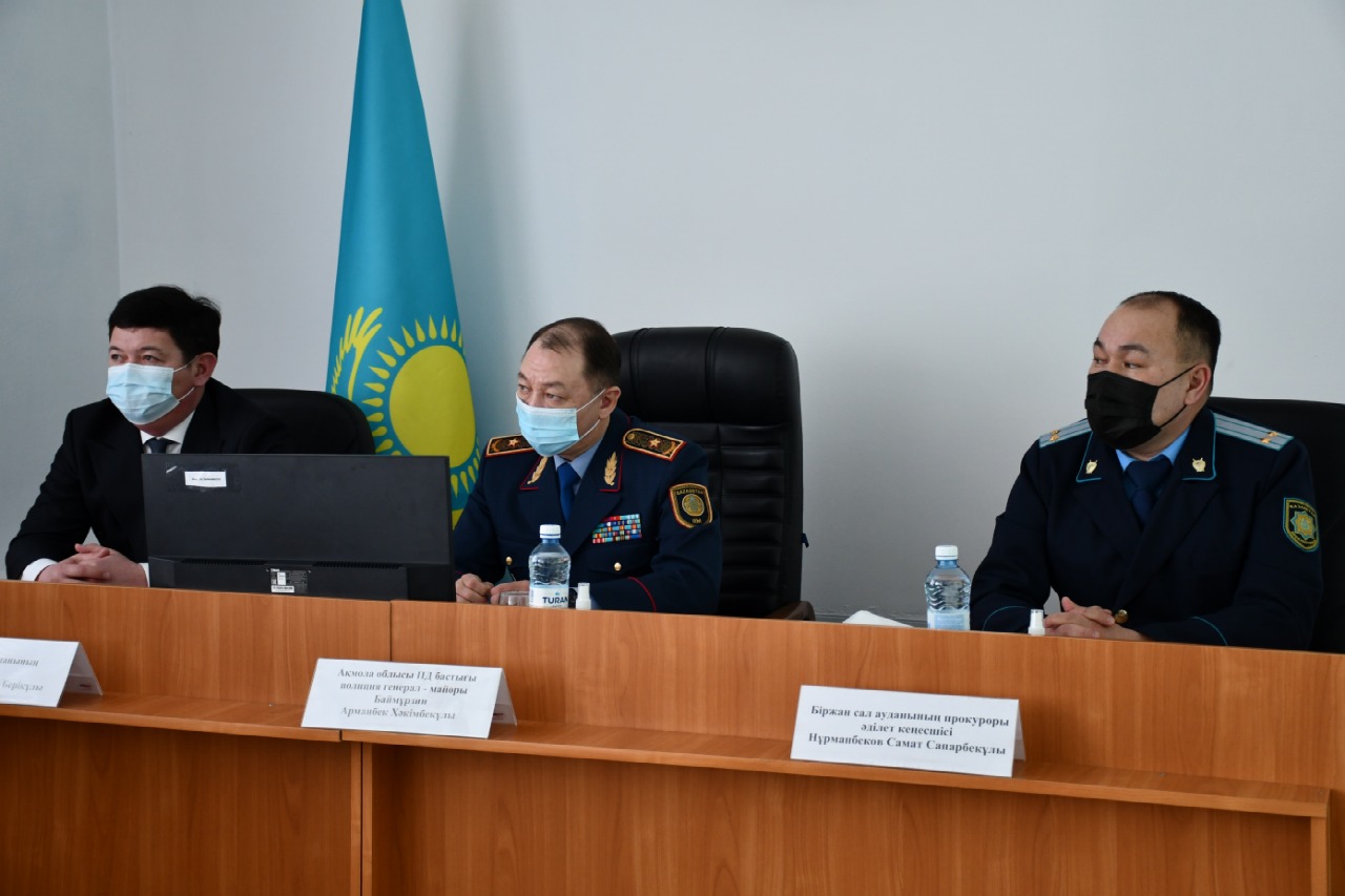 25 марта 2021 года начальник ДП Акмолинской области генерал-майор Арманбек Баймурзин в ходе рабочей поездки провел личный прием граждан  в поселке Макинка и села Ульги района Биржан-Сал