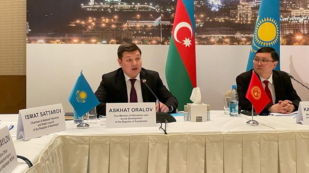 В Баку обсудили сотрудничество тюркоязычных стран в сфере СМИ