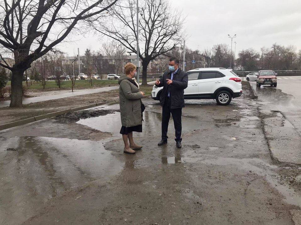 Аудан басшысы бос жатқан учаскелерді көгалдандыру бойынша бірнеше нысандарды аралап шықты