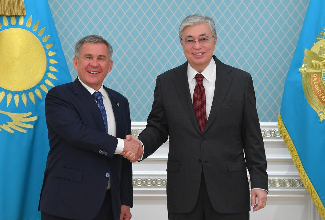 Президент Қасым-Жомарт Тоқаев Татарстан Президенті Рустам Миннихановпен кездесті