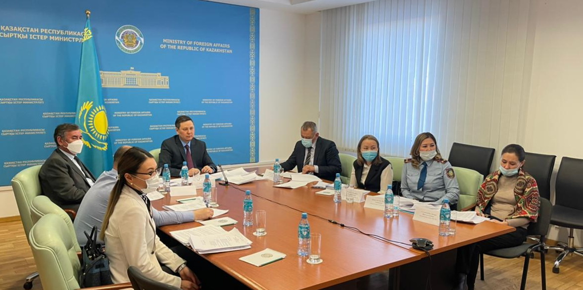 О казахстанско-туркменских консульских консультациях