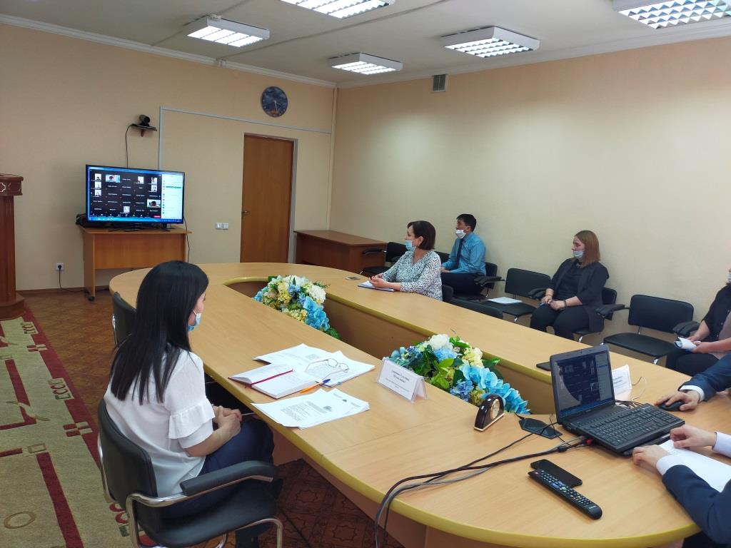 Адвокатты қорғаушы ретінде тағайындау, мемлекет кепілдік берген заң көмегін есептеу және төлеу процестерін автоматтандыру мәселелері бойынша семинар-кеңес