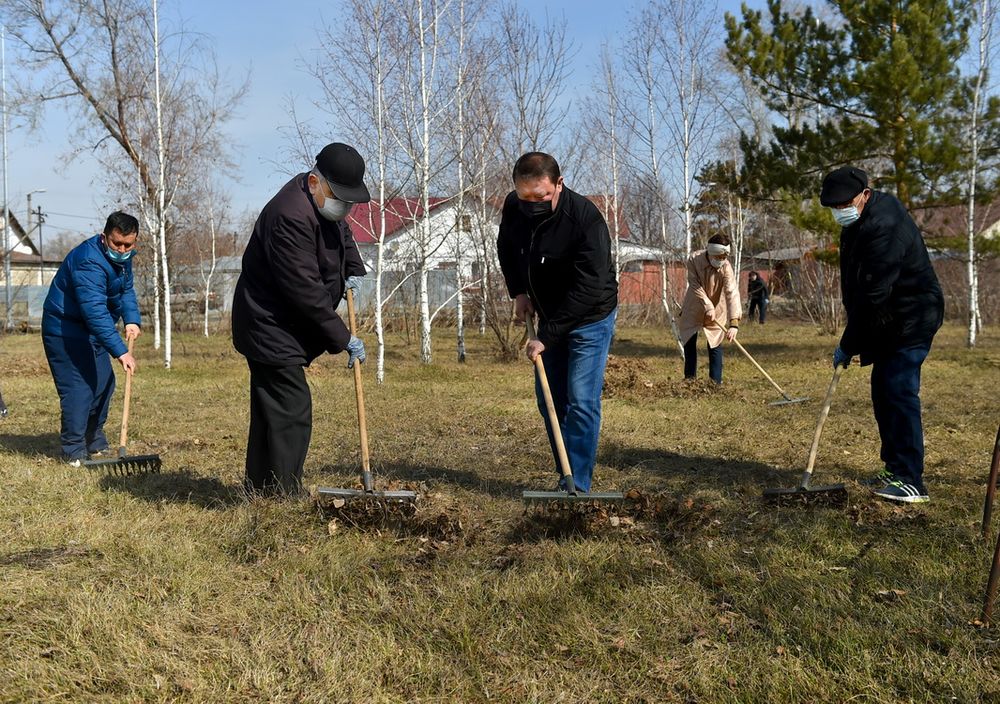 СҚО әкiмi жабық саябақ туралы постқа жауап бердi