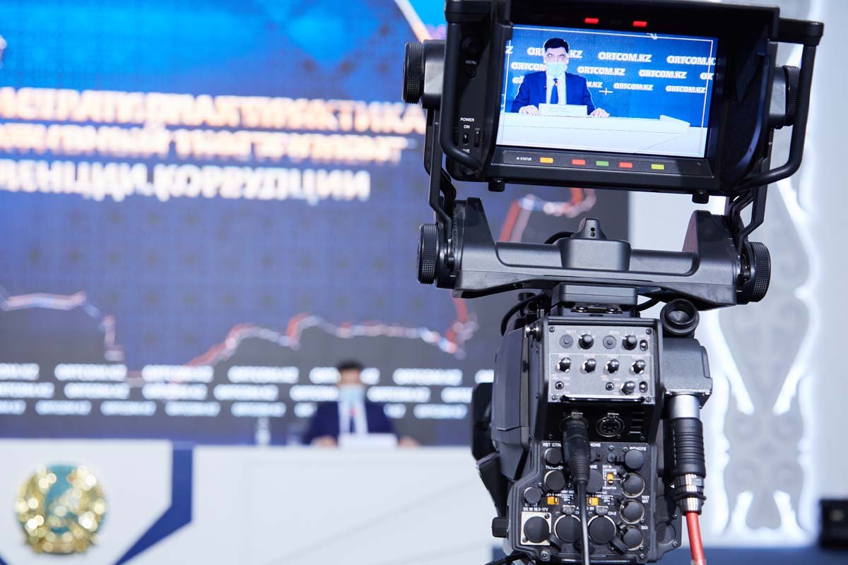 Бұрынғы жемқорларды жұмысқа қабылдағаны үшін 300 мың теңгеге дейін айыппұл салынады