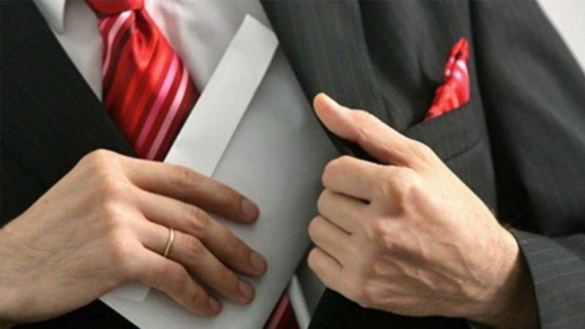 Сыбайлас жемқорлыққа қарсы шаралар қабылдамағаны үшін лауазымды тұлғалар 300 мың теңге айыппұлмен жазаланады