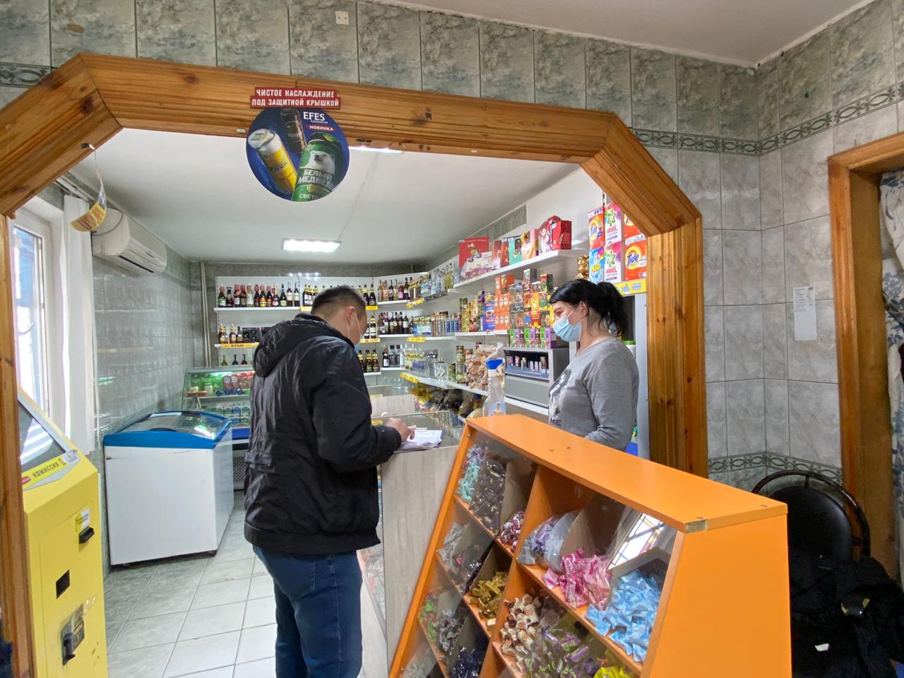 Орал қаласындағы санитарлық-экологиялық екі айлық аясында әлеуметтік нысандар, ғимараттар мен бизнес объектілер, кафе-бар, банк, шаштараз, автожөндеу және жуу орындары т.б нысандарға өздеріне тиесілі және оған іргелес аумақтарды қалыпқа келтіру және сенбіліктер ұйымдастыру жөнінде қала әкімдігінің мамандары түсіндірме жұмыстарын жүргізуде