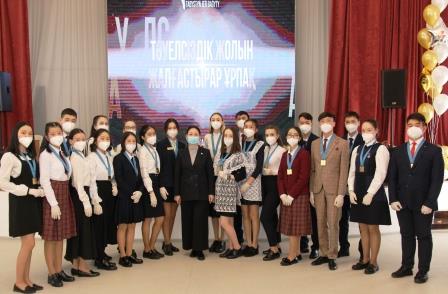 Павлодар облысында «El Úmiti» бастамасы «Елбасы медалі» жобасының үздік қатысушылары марапатталды