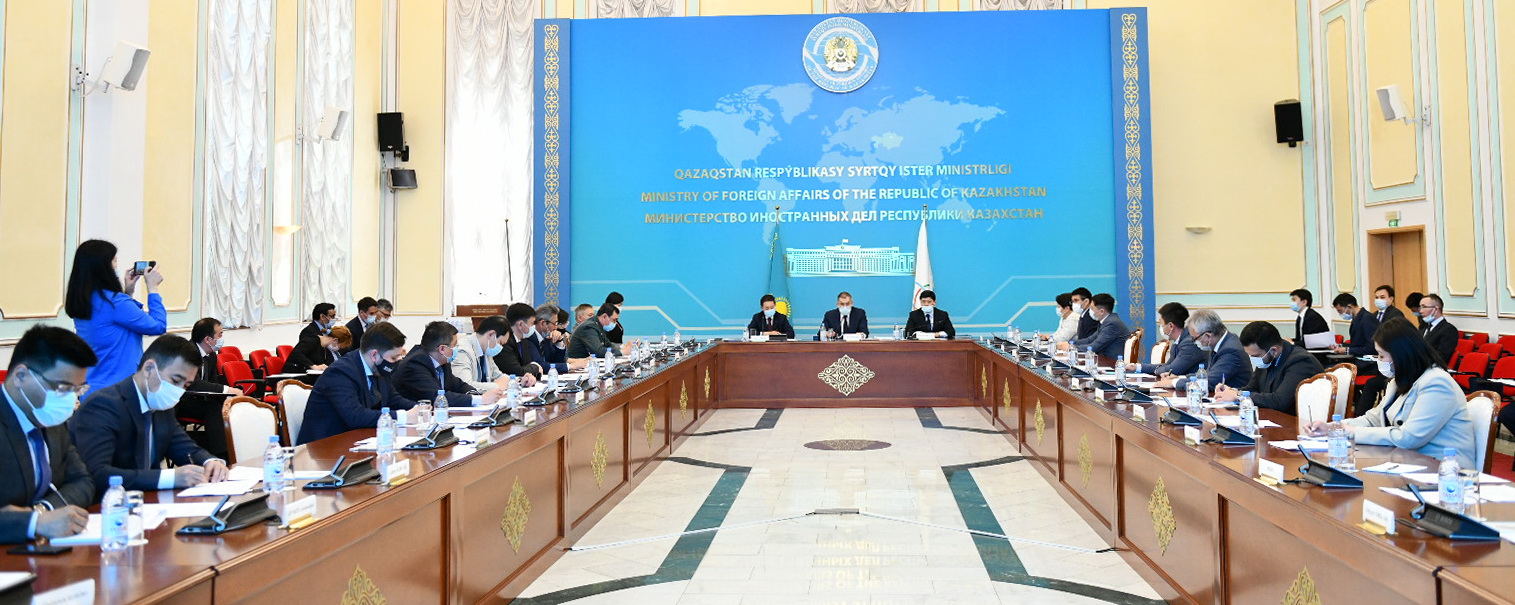 В МИД РК обсудили ход реализации приоритетов казахстанского председательства в СВМДА
