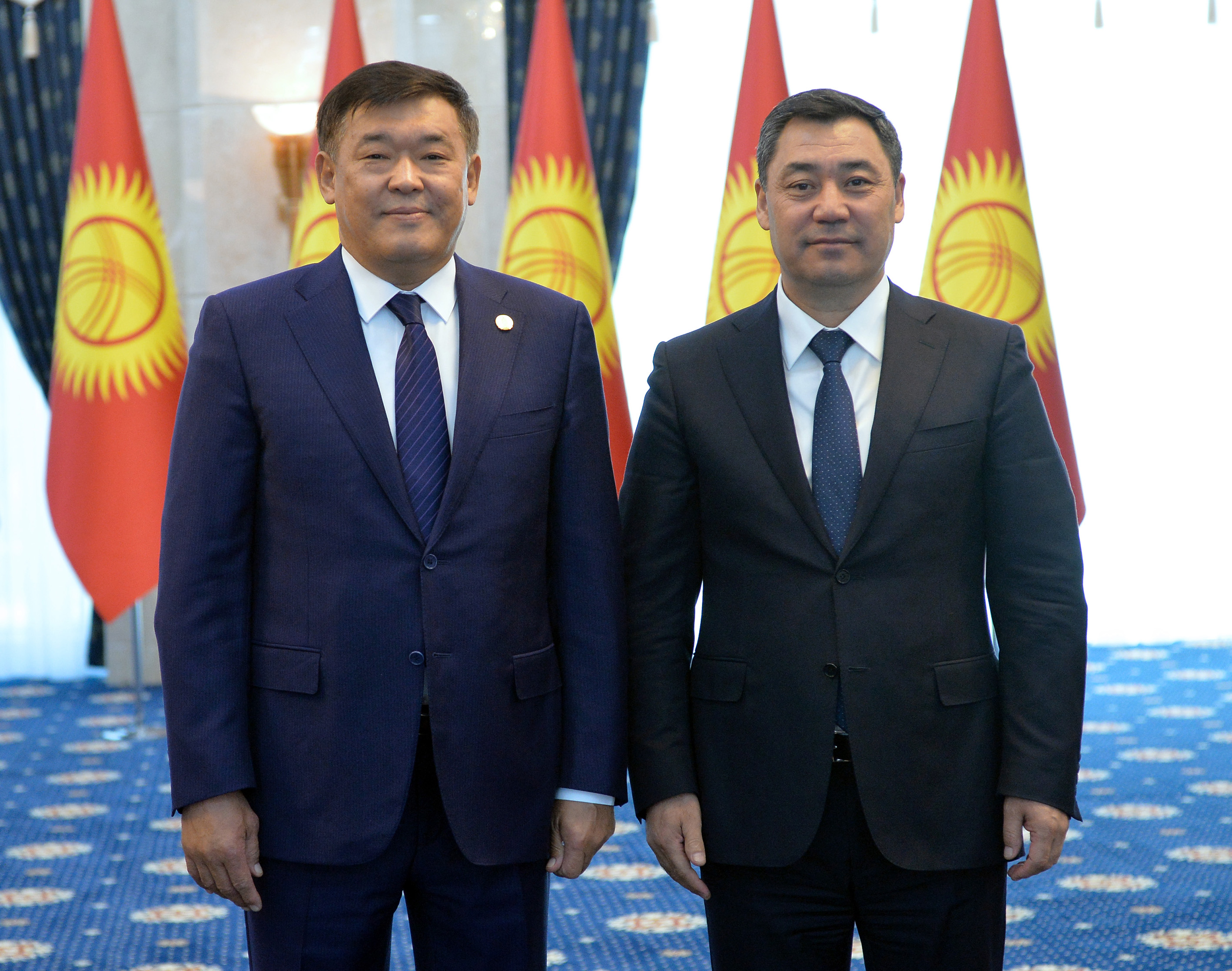 Посол Казахстана вручил верительные грамоты Президенту Кыргызстана
