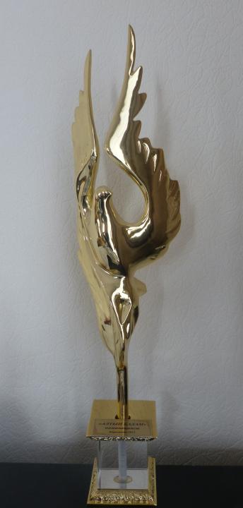 Смотреть Қыз аяғын жайды онлайн.