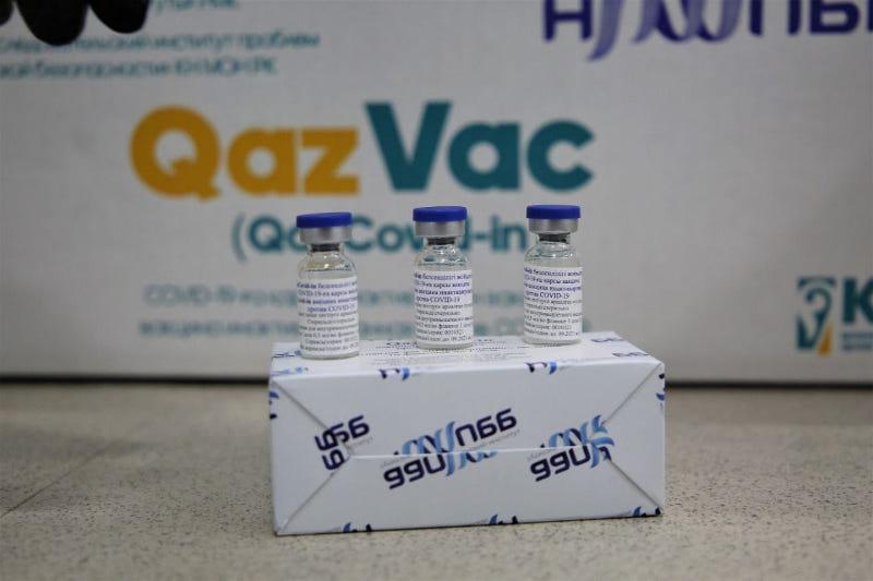 Қазақстандық QazVac вакцинасының алғашқы партиясы жөнелтілді