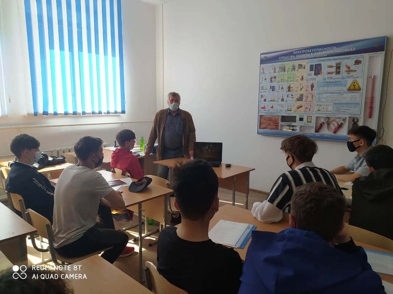 «Біздің жерлестеріміздің майдандағы ерліктері» - Жеңіс күніне орай ерлік және еске алу сағаты