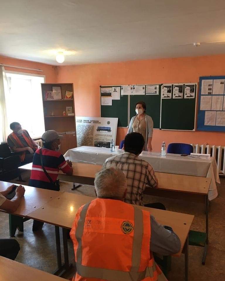 Есіл аудандық санитарлық-эпидемиологиялық бақылау басқармасы аудан тұрғындарымен ақпараттық-түсіндіру жұмыстарын жүргізуді жалғастыруда, еңбек ұжымдарымен кездесулер өткізілуде.
