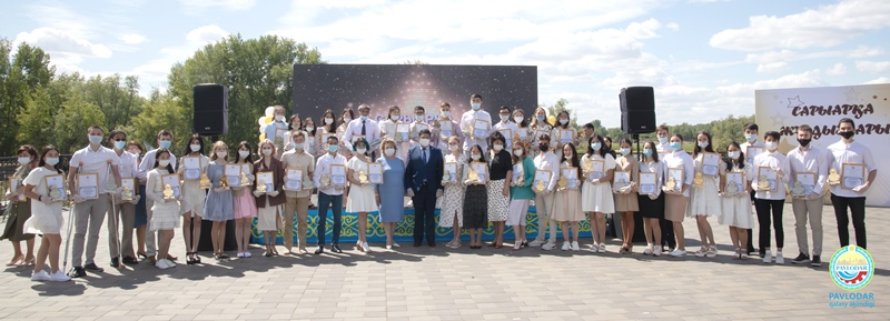 Павлодар қаласы әкімінің дарынды балалармен және олардың педагогтарымен кездесуі