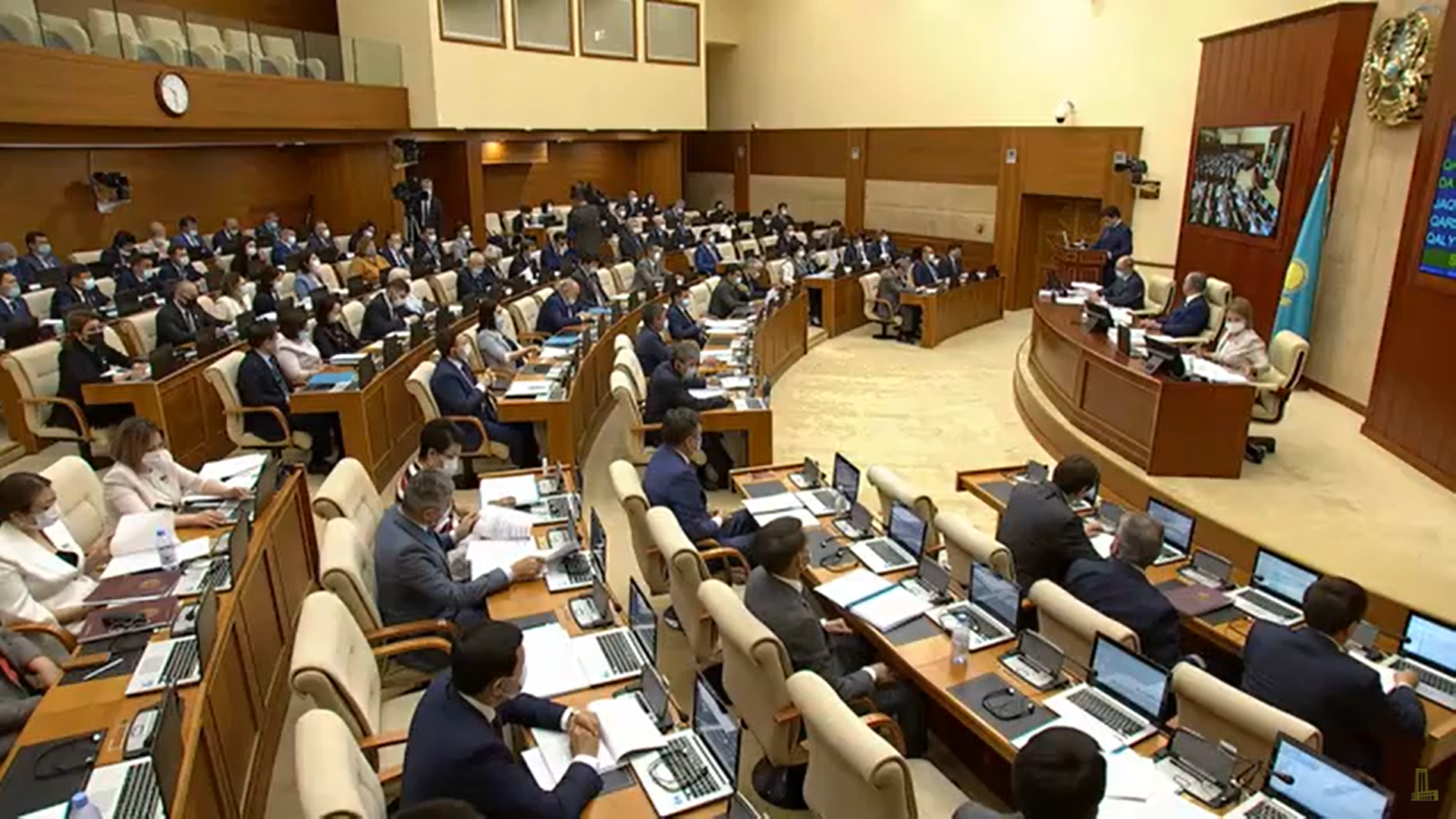 Мәжіліс мемлекеттік басқару деңгейлері арасында өкілеттіктерді қайта бөлу мәселелері жөніндегі заң жобасын бірінші оқылымда мақұлдады