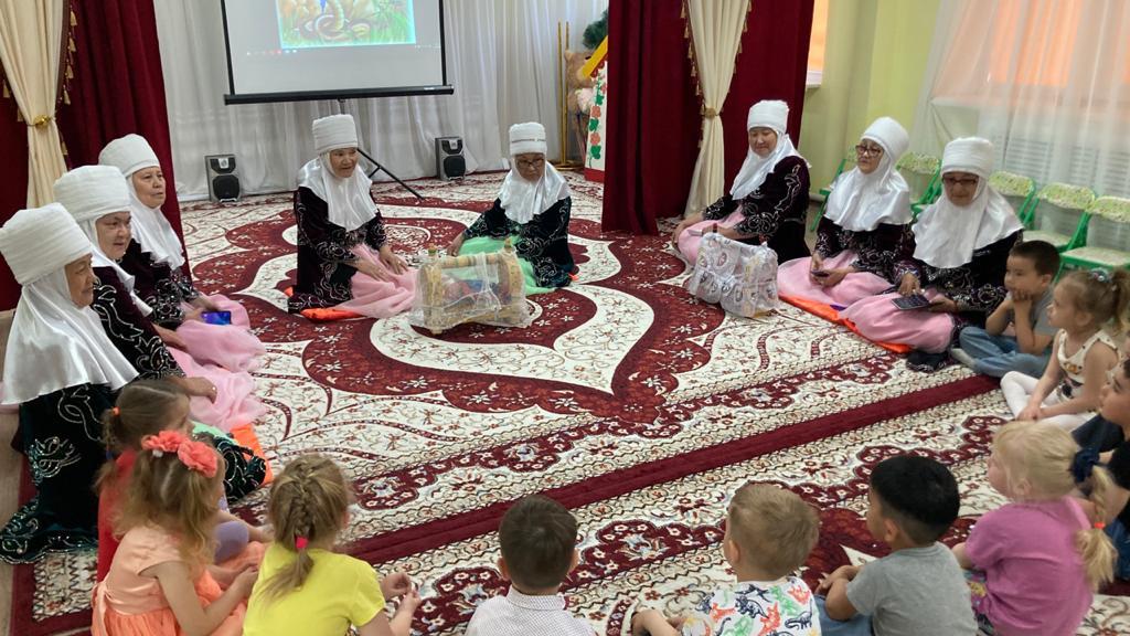 Более тысячи педагогов детсадов приняли участие в форуме «Әжемнің ертегісі» в Караганде