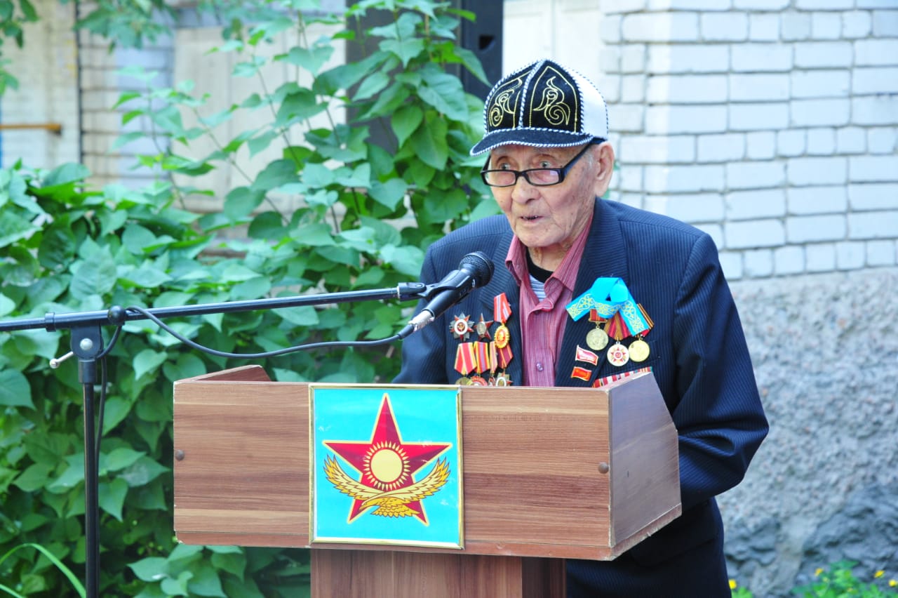100-летний ветеран войны стал почетным гражданином ВКО