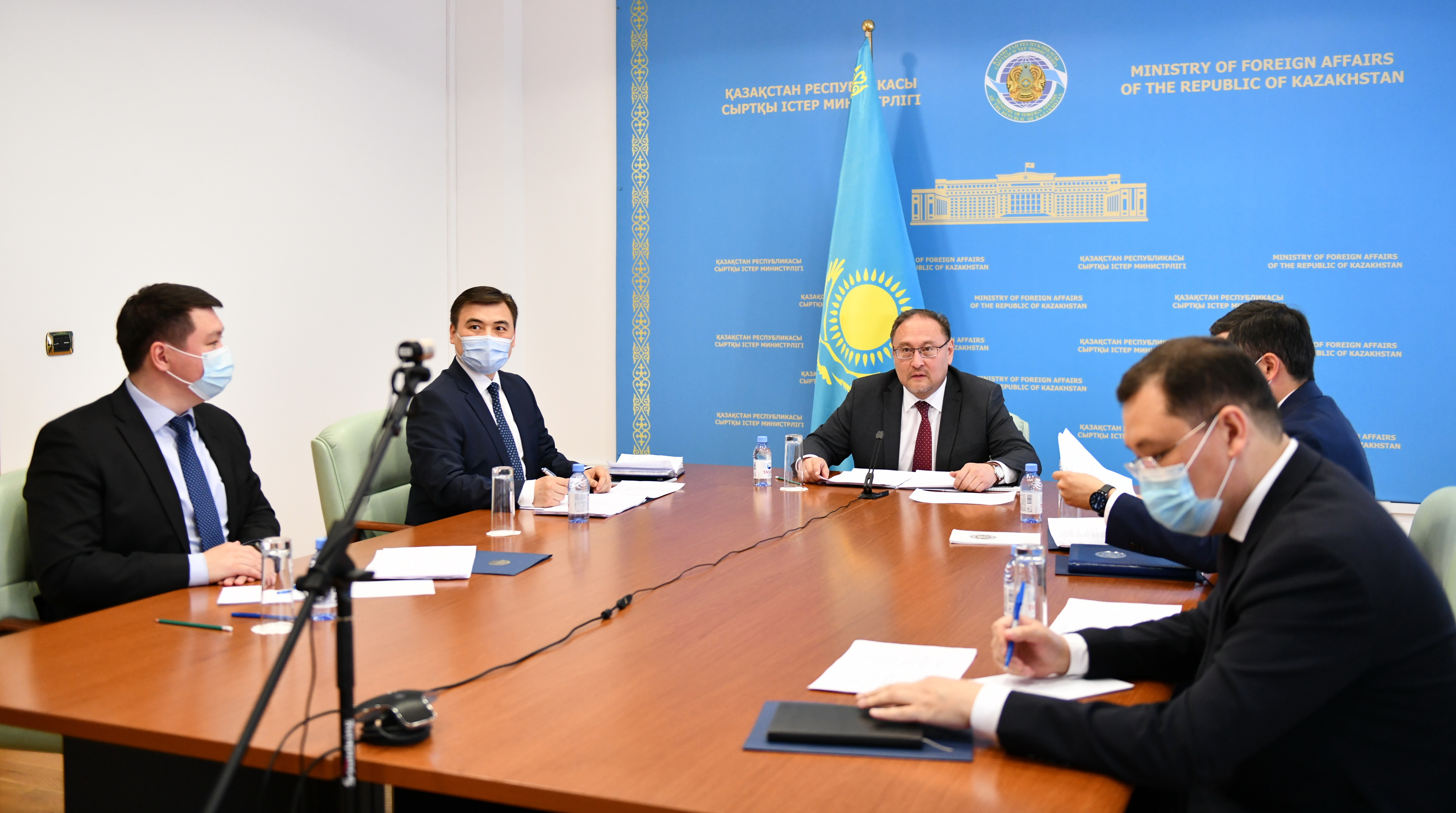 About the Conversation between the Deputy Minister of Foreign Affairs of Kazakhstan and US Acting Assistant Secretary