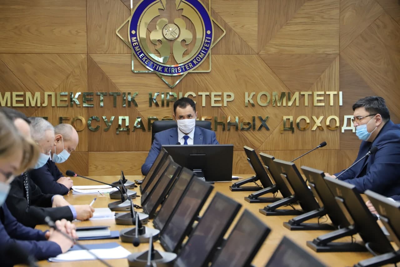 Комитеттерде және олардың аумақтық бөлімшелерінде, сондай-ақ Қаржы министрлігінің ведомстволық бағынысты ұйымдарында сыбайлас жемқорлықтың алдын-алу шараларын еселеу қажет. Қаржы министрлігінің аппарат жетекшісі осылай деп тапсырды.