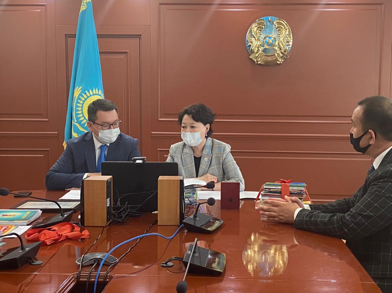 В рамках «Года детской литературы» в Нур-Султане состоялась презентация  100 книг для детей