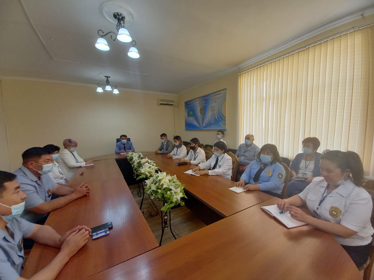 Бүгін әдеп жөніндегі уәкіл жиналыс өткізді.