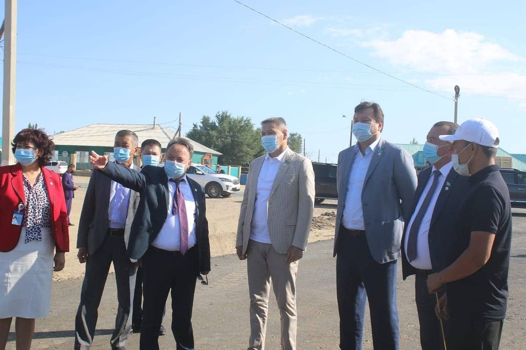Бүгін Қазақстан Республикасы Парламенті Мәжілісінің депутаттары Аманғали Бердалин, Ғалымжан Елеуов және Зүлфия Сүлейменова Ырғыз ауданына іссапармен келді.