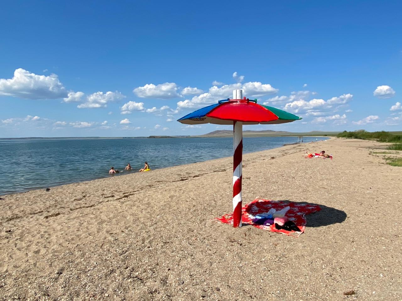 Жастар кемпірлерді сиқырлайды