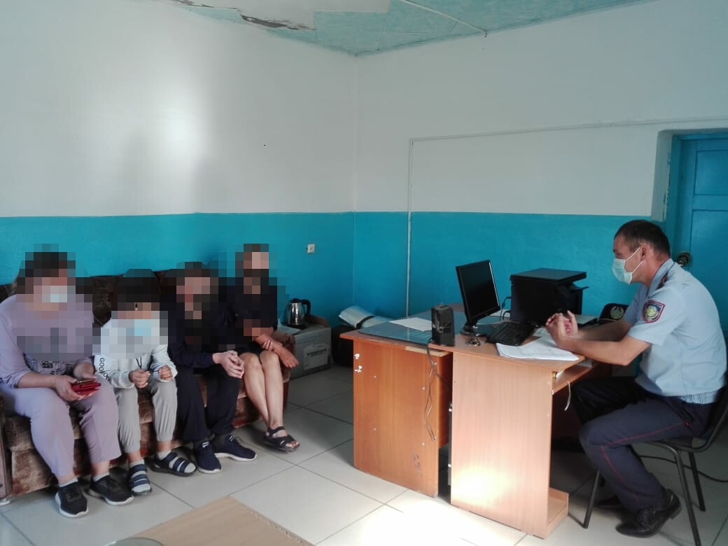 Үйлену көйлекіндегі онлайн порно видеоларды қараңыз