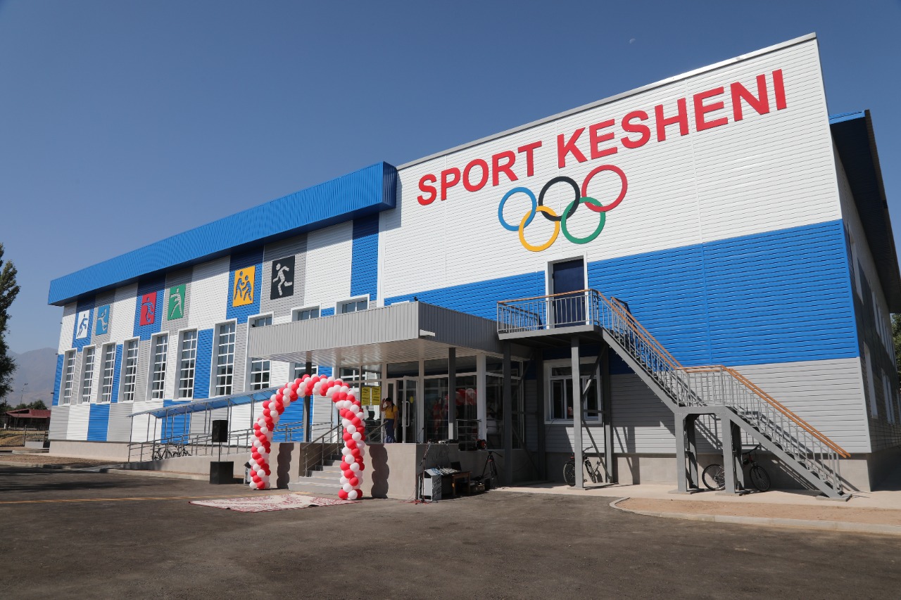 Айя Нападағы түнгі секс