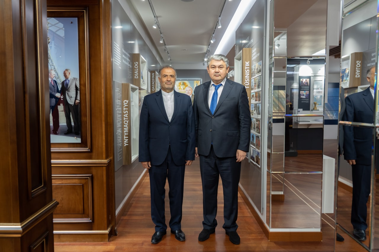 Посол Ирана посетил Посольство Казахстана с визитом вежливости