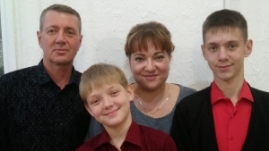 Мы вместо я: Шахтёрская династия из Шахтинска победила в областном туре конкурса «Мерейлі отбасы»