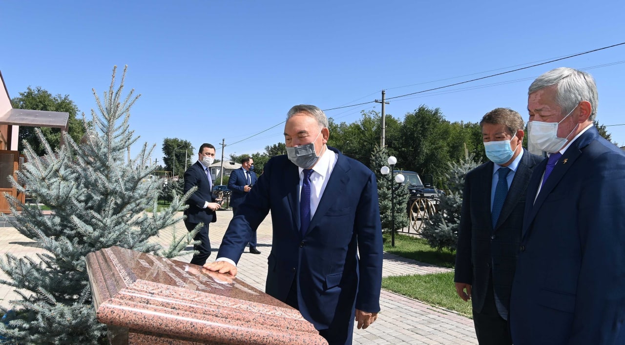 Нұрсұлтан Назарбаев Жамбыл облысындағы әлеуметтік-мәдени нысандарға барды