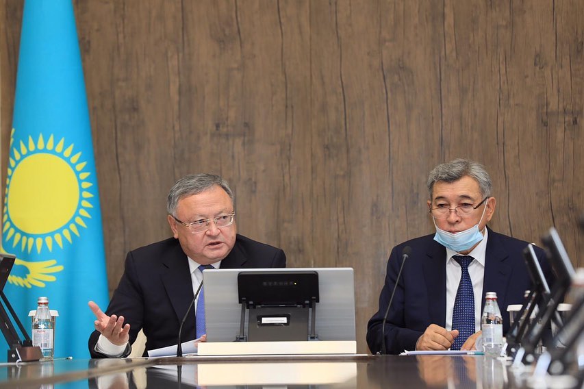 Жыныстық тепловизор фотосуреті Кира Найтлидің эротикалық фотосуреттері