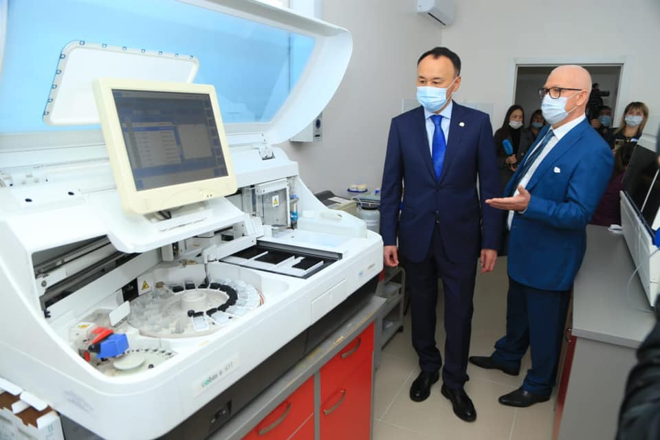 Бүгін Қостанай қаласында стоматологиялық клиникасы ашылды. Оған өңір басшысы Архимед Мұхамбетов қатысты.