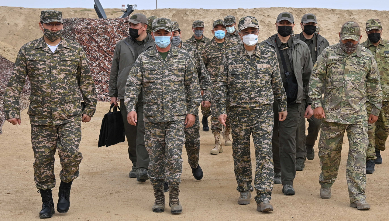 Президент – Верховный главнокомандующий посетил военные учения «Отпантау-2021»