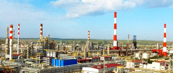 ЕЛІМІЗДЕГІ ІРІ МҰНАЙ ӨҢДЕУ ЗАУЫТЫНЫҢ БІРІ ШЫМКЕНТТЕ ОРНАЛАСҚАН